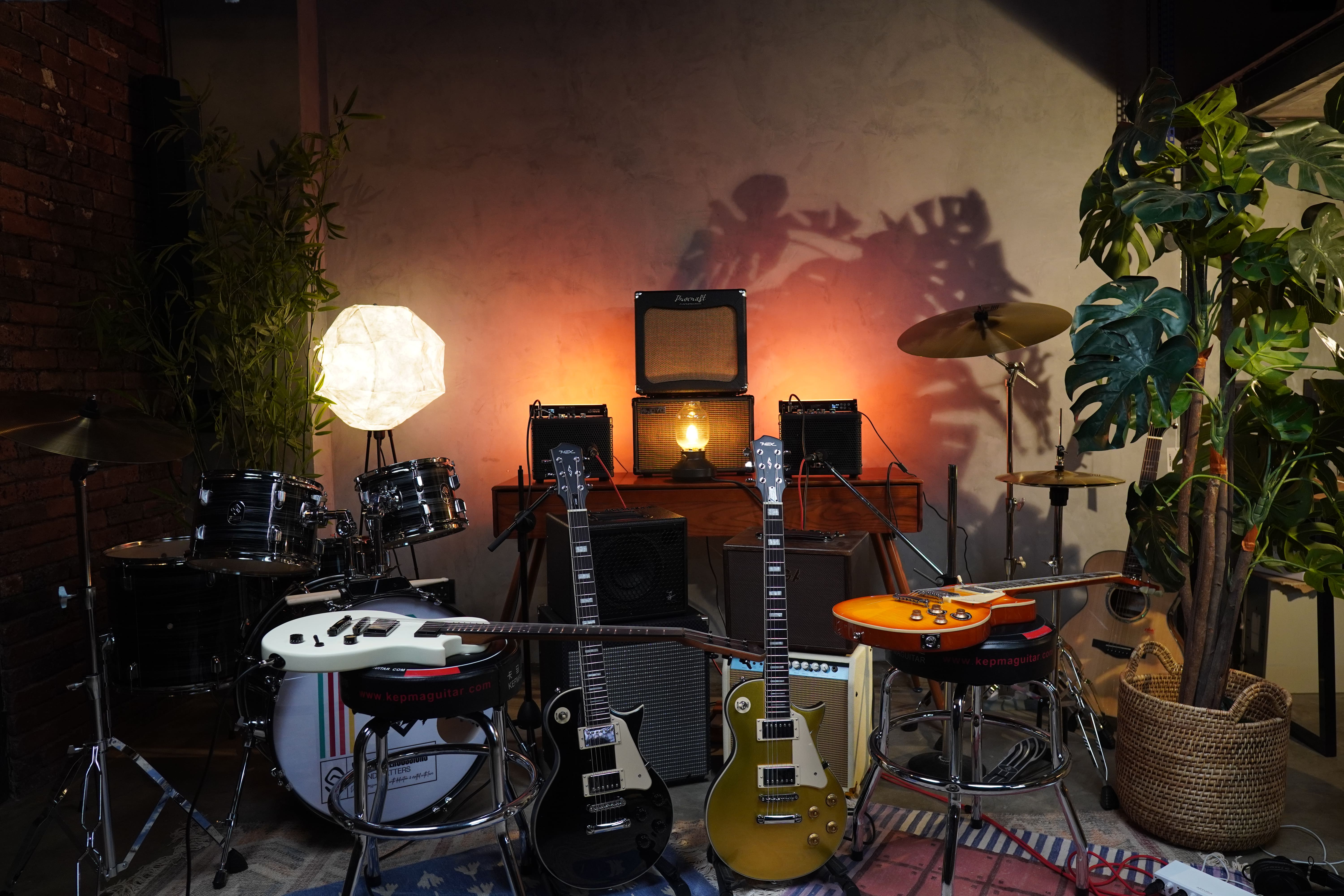 Capture 9 Professional guitar photography